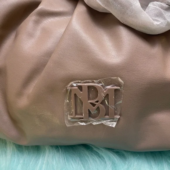NWT $129 Badgley Mischka Elegant Taupe Designer Clutch with Chain